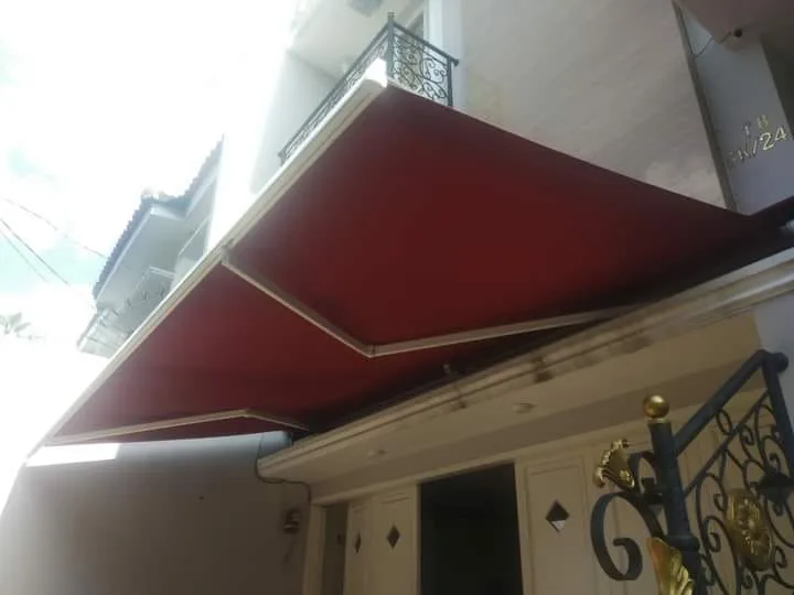 Awning gulung