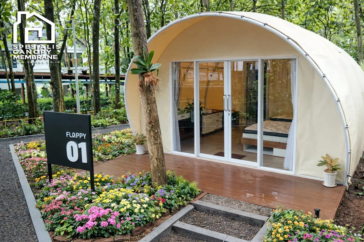 Geodesic Dome Glamping Tent Eco-Resort Hutan Pinus